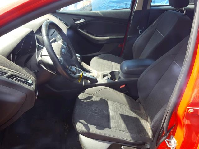 1FAHP3M22CL333496 - 2012 FORD FOCUS SEL RED photo 5