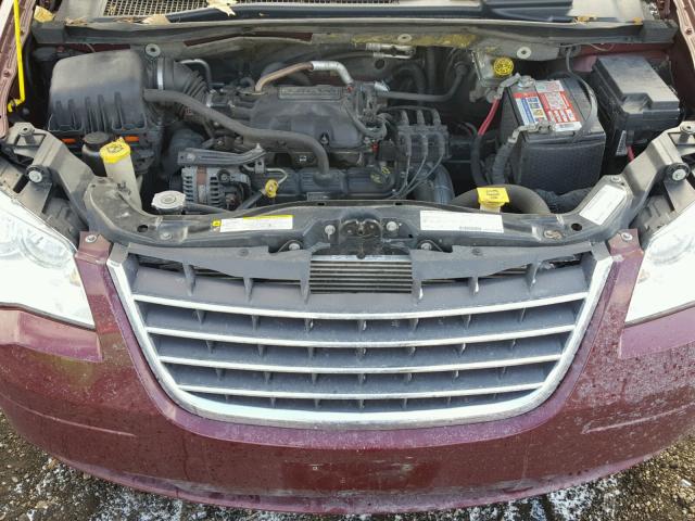 2A8HR54P28R657602 - 2008 CHRYSLER TOWN & COU BURGUNDY photo 7