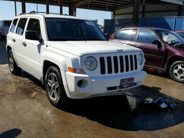 1J8FT28W08D722166 - 2008 JEEP PATRIOT SP WHITE photo 1