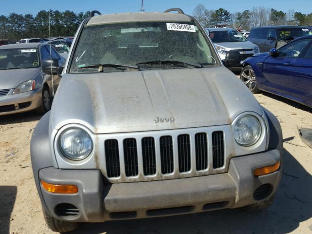 1J4GK48K23W608748 - 2003 JEEP LIBERTY SP SILVER photo 9