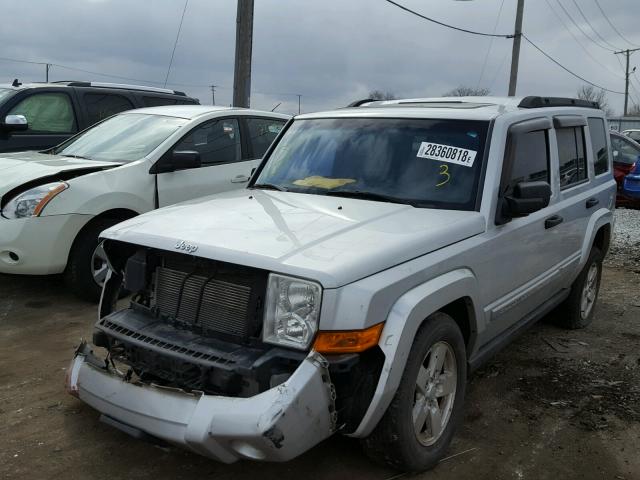1J8HG48K46C143948 - 2006 JEEP COMMANDER GRAY photo 2