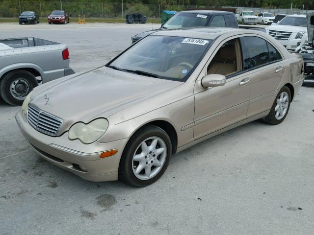 WDBRF64JX4F547192 - 2004 MERCEDES-BENZ C 320 BEIGE photo 2