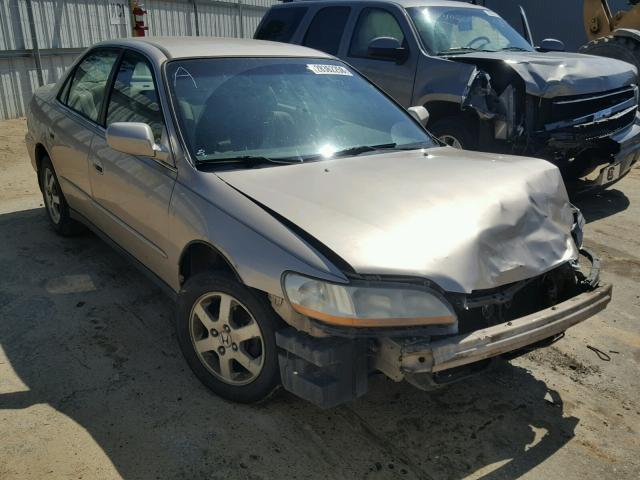 1HGCG5674YA124161 - 2000 HONDA ACCORD SE TAN photo 1