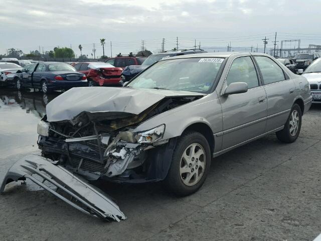 JT2BF22K7X0191355 - 1999 TOYOTA CAMRY LE GRAY photo 2