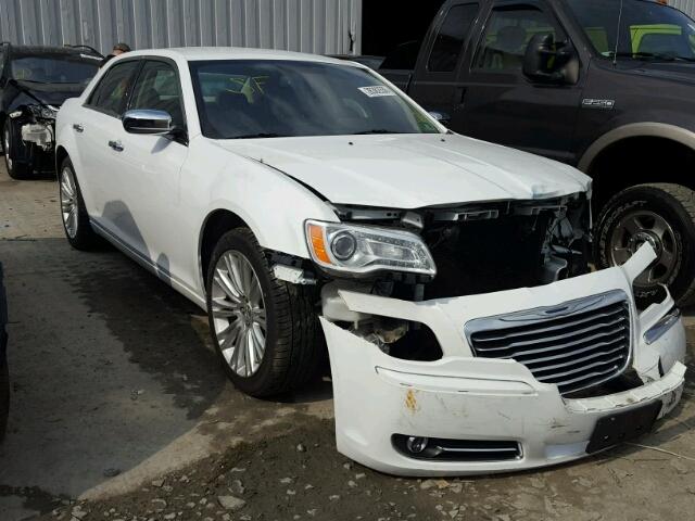 2C3CA5CG7BH580186 - 2011 CHRYSLER 300 LIMITE WHITE photo 1