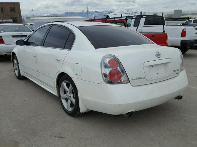 1N4BL11DX6N368873 - 2006 NISSAN ALTIMA SE WHITE photo 3