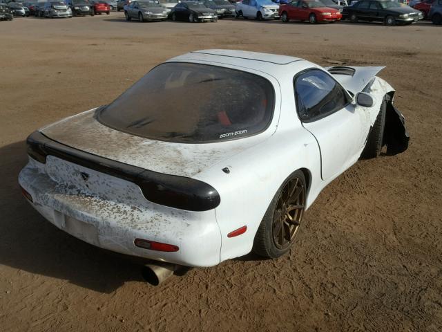 JM1FD3312P0207584 - 1993 MAZDA RX7 WHITE photo 4