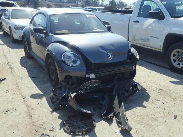 3VWFP7ATXCM644949 - 2012 VOLKSWAGEN BEETLE GRAY photo 1