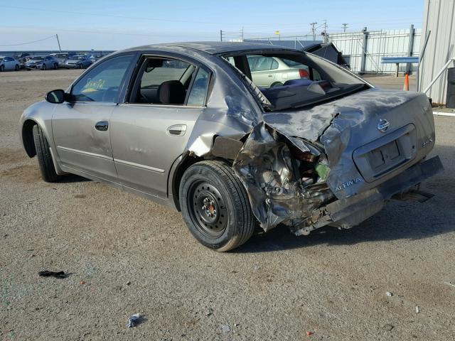 1N4AL11D92C168133 - 2002 NISSAN ALTIMA BAS SILVER photo 3