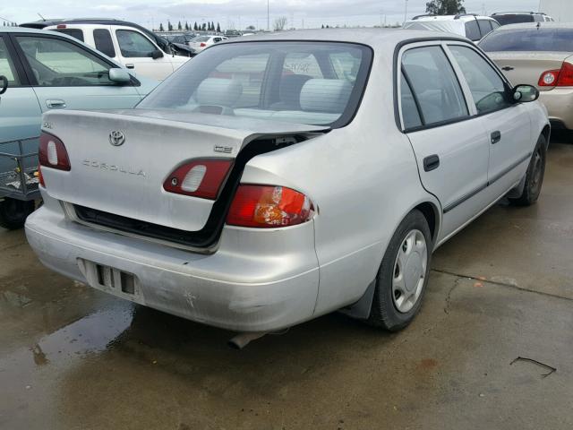 1NXBR12E3YZ354768 - 2000 TOYOTA COROLLA VE SILVER photo 4