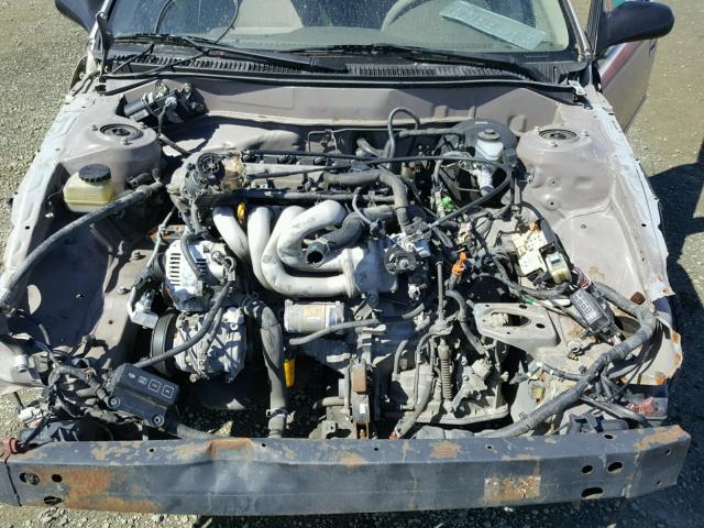 1NXBR12E42Z630060 - 2002 TOYOTA COROLLA CE GOLD photo 7