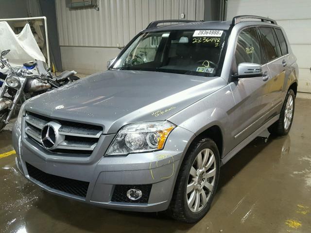 WDCGG8HB0CF735622 - 2012 MERCEDES-BENZ GLK 350 4M SILVER photo 2