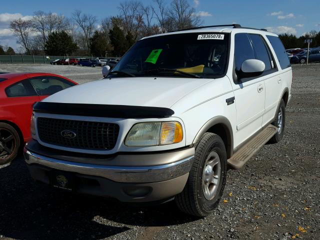 1FMRU17W82LA39427 - 2002 FORD EXPEDITION WHITE photo 2