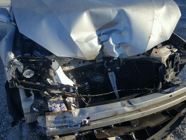 2G2WP552571157572 - 2007 PONTIAC GRAND PRIX GRAY photo 9