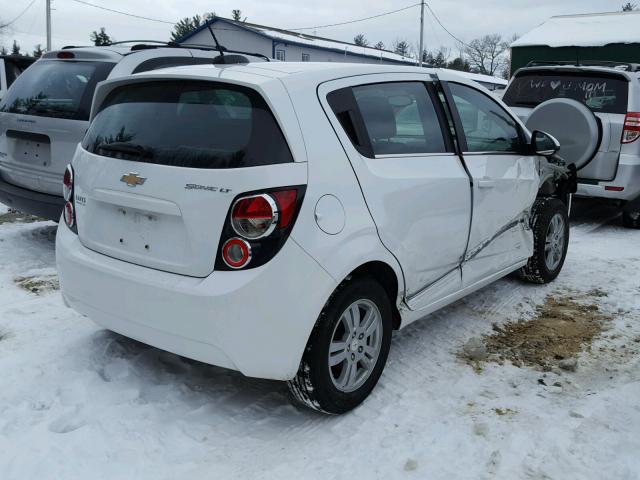 1G1JC6SH4F4143447 - 2015 CHEVROLET SONIC LT WHITE photo 4