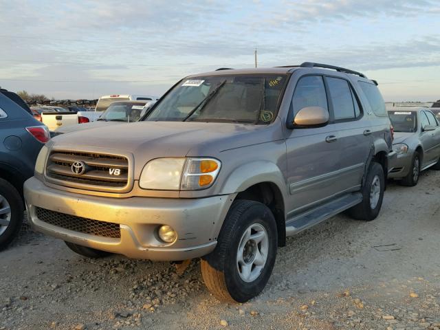 5TDZT34A82S064032 - 2002 TOYOTA SEQUOIA SR GRAY photo 2