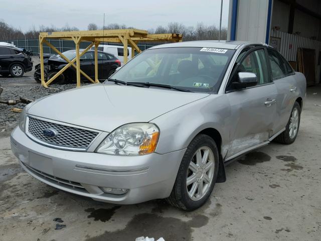 1FAHP28156G186664 - 2006 FORD FIVE HUNDR SILVER photo 2