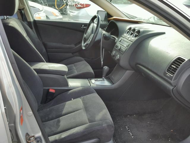 1N4AL21E98N534555 - 2008 NISSAN ALTIMA 2.5 SILVER photo 5