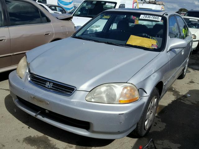 JHMEJ8648WS002697 - 1998 HONDA CIVIC EX SILVER photo 2