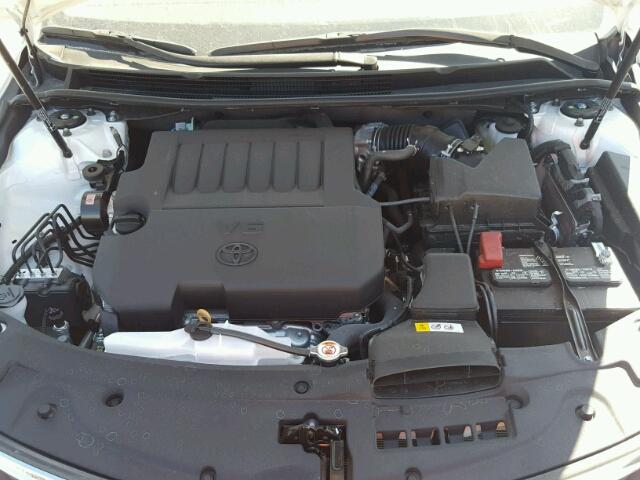 4T1BK1EB6JU269693 - 2018 TOYOTA AVALON XLE WHITE photo 7