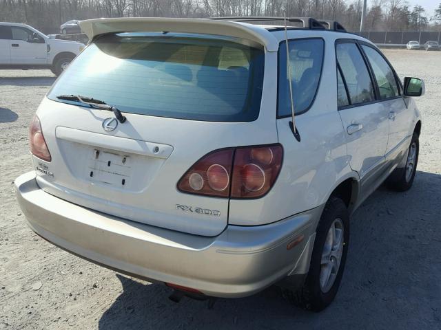 JT6HF10U4Y0114709 - 2000 LEXUS RX 300 WHITE photo 4