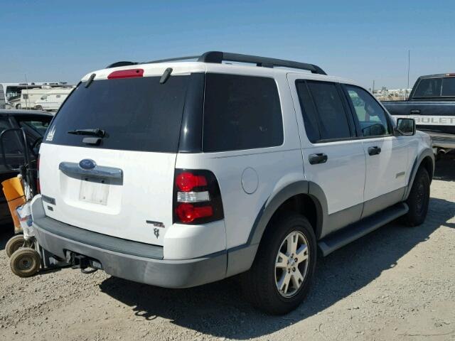 1FMEU73806UA56926 - 2006 FORD EXPLORER X WHITE photo 4