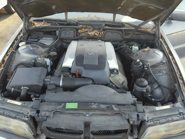 WBAGH83411DP23013 - 2001 BMW 740 IL GRAY photo 7