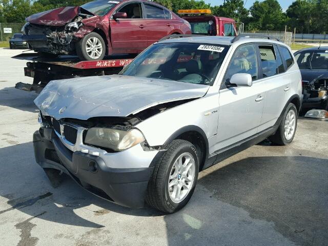 WBXPA73494WB24487 - 2004 BMW X3 2.5I SILVER photo 2