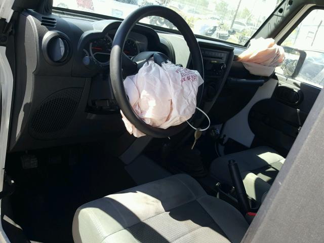 1J4AA2D1XAL224533 - 2010 JEEP WRANGLER S WHITE photo 9