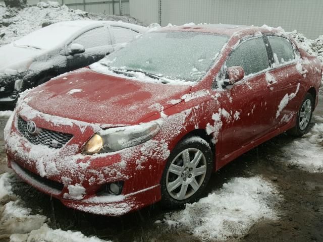 2T1BU4EE5AC480892 - 2010 TOYOTA COROLLA BA RED photo 2