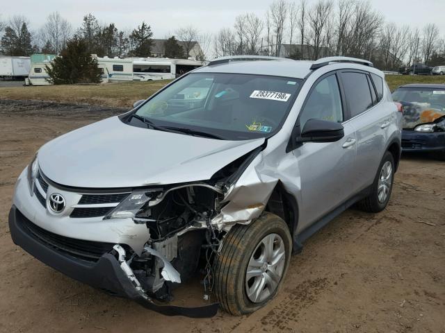 2T3BFREV2DW103230 - 2013 TOYOTA RAV4 LE SILVER photo 2