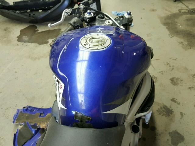 JYARJ04E32A022920 - 2002 YAMAHA YZFR6 L BLUE photo 5