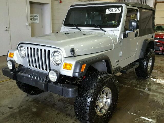 1J4FA44S36P711115 - 2006 JEEP WRANGLER / SILVER photo 2