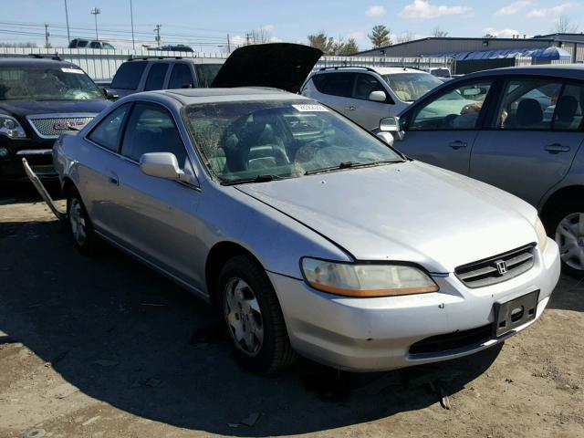 1HGCG3177YA025555 - 2000 HONDA ACCORD EX SILVER photo 1