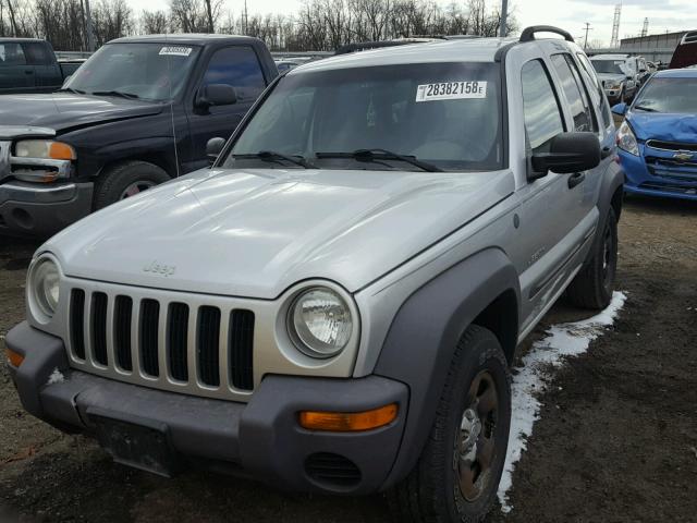 1J4GL48K34W150989 - 2004 JEEP LIBERTY SP SILVER photo 2