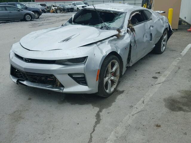 1G1FG1R7XG0129345 - 2016 CHEVROLET CAMARO SS Plata foto 2