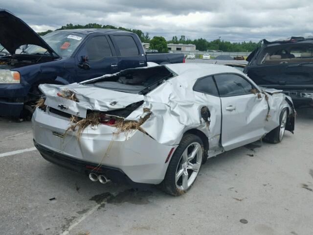 1G1FG1R7XG0129345 - 2016 CHEVROLET CAMARO SS Plata foto 4