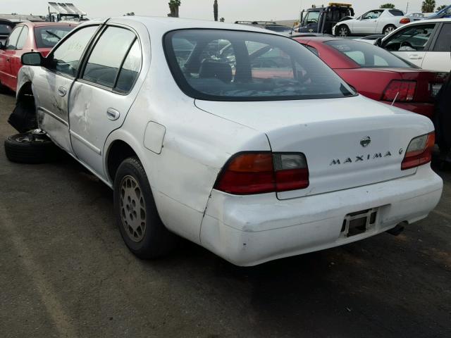 JN1CA21D9ST034580 - 1995 NISSAN MAXIMA GLE WHITE photo 3