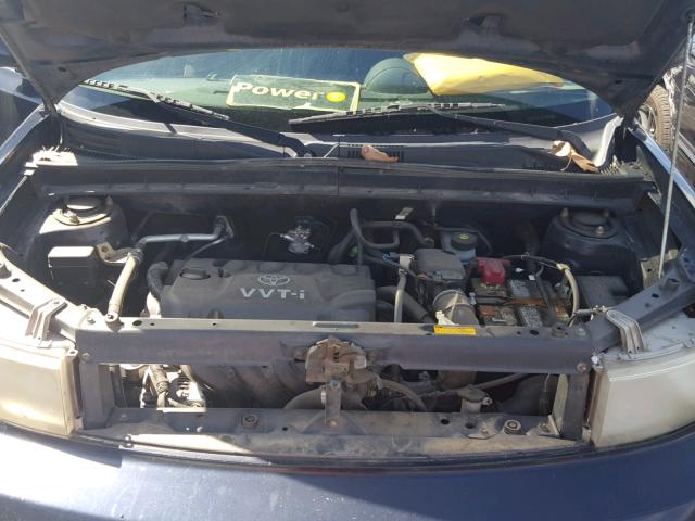 JTLKT324050211101 - 2005 TOYOTA SCION XB BLUE photo 7