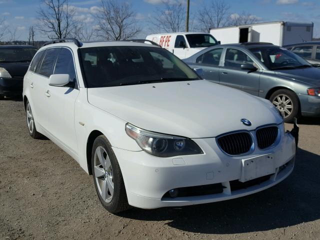 WBANN73577CN03909 - 2007 BMW 530 XIT WHITE photo 1