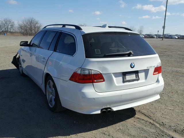 WBANN73577CN03909 - 2007 BMW 530 XIT WHITE photo 3