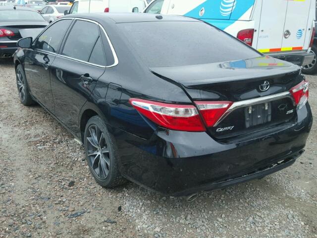 4T1BK1FK2FU562920 - 2015 TOYOTA CAMRY XSE BLACK photo 3