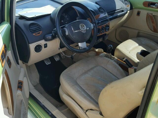 3VWDC21C91M431753 - 2001 VOLKSWAGEN NEW BEETLE 绿色 照片 9