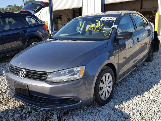 3VW2K7AJ4EM311855 - 2014 VOLKSWAGEN JETTA BASE GRAY photo 2