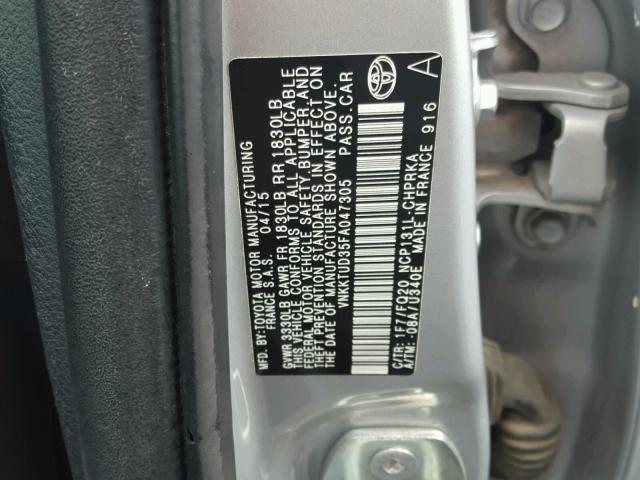 VNKKTUD35FA047305 - 2015 TOYOTA YARIS SILVER photo 10