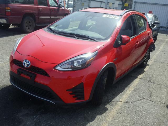 JTDKDTB3XJ1600932 - 2018 TOYOTA PRIUS C RED photo 2