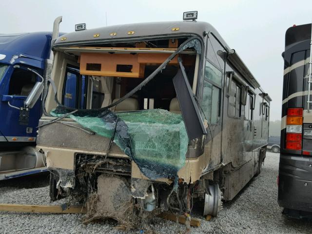 1RF13561641028838 - 2004 ROADMASTER RAIL MONOCOQUE ორფეროვანი ფოტო 2