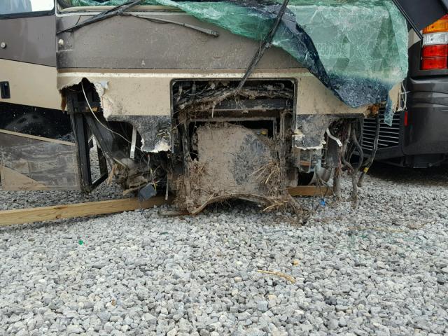 1RF13561641028838 - 2004 ROADMASTER RAIL MONOCOQUE ორფეროვანი ფოტო 9