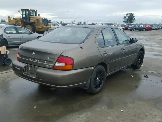 1N4DL01D6WC111885 - 1998 NISSAN ALTIMA XE BROWN photo 4