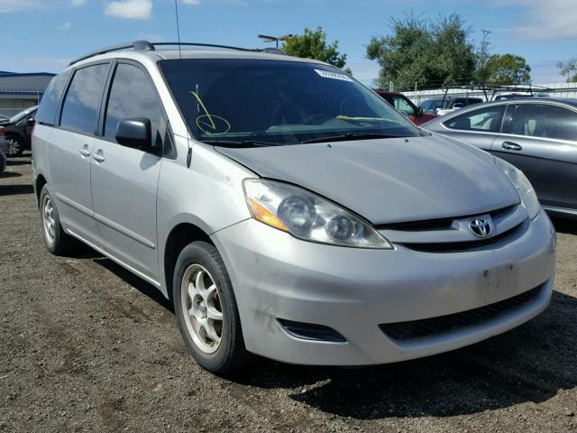 5TDZK23C08S146703 - 2008 TOYOTA SIENNA CE SILVER photo 1